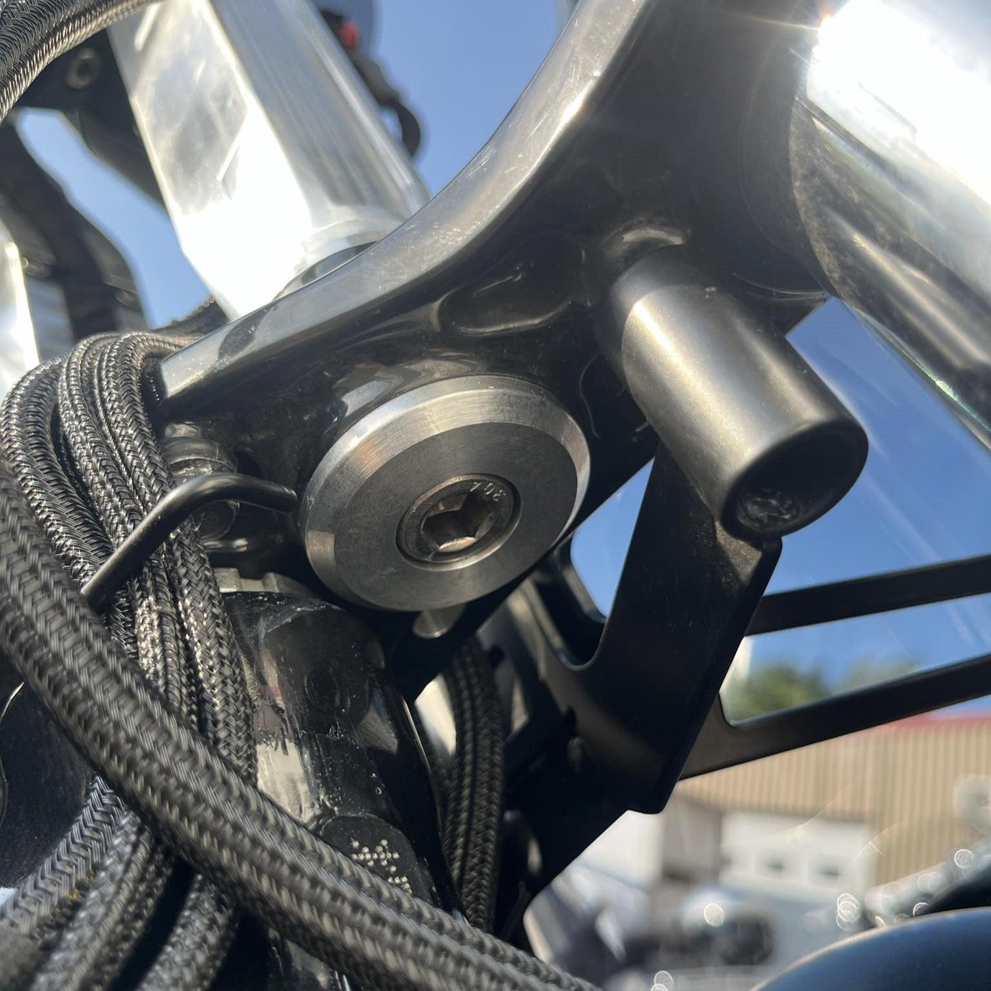 LG Solid mount bushings for CHIEF 2022+