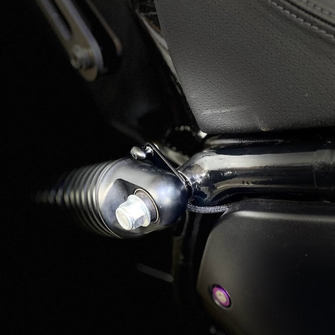 Shocks mounted flasher relocators for Indian Chief 22+