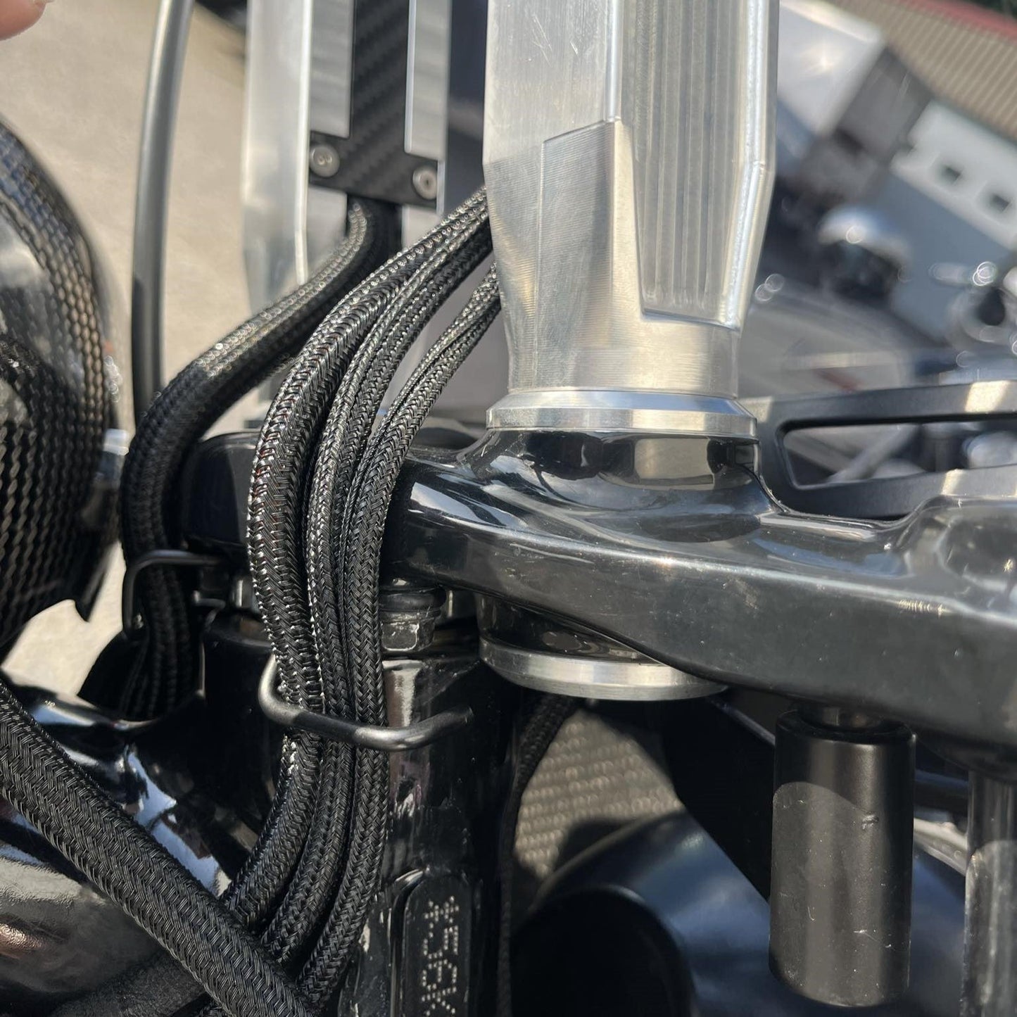 LG Solid mount bushings for CHIEF 2022+